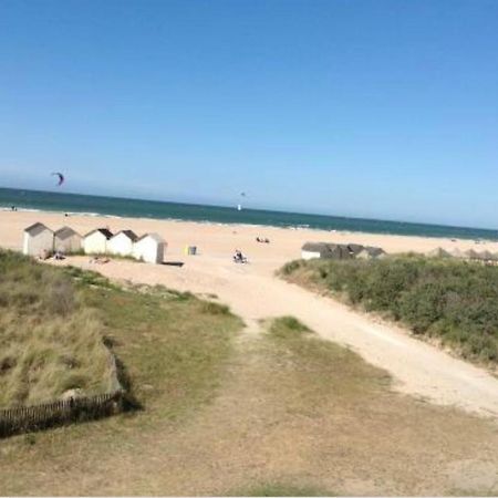 Le Riva Plage Appartement Ouistreham Esterno foto