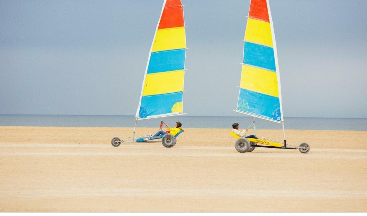 Le Riva Plage Appartement Ouistreham Esterno foto